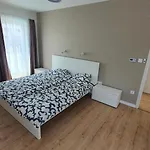 펜션 Lakeside Pool House